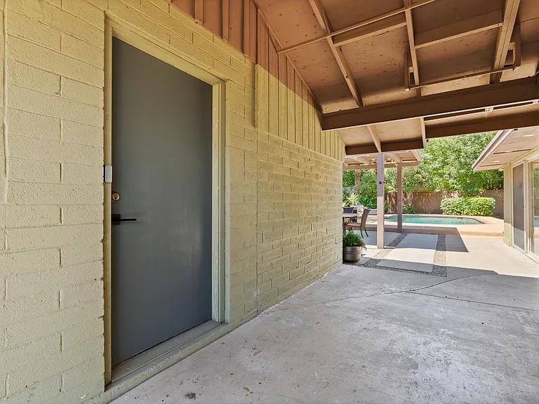 8744 N 6th Dr — Photo 37