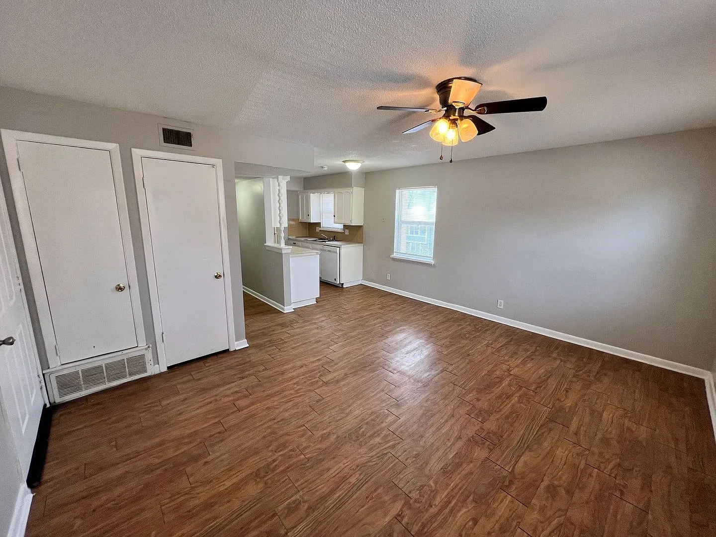 2-Bed, 1-Bath Apartment with Garage Parking! — Photo 3