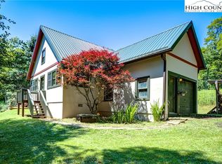 325 Woodland Springs Ln, Boone, NC 28607