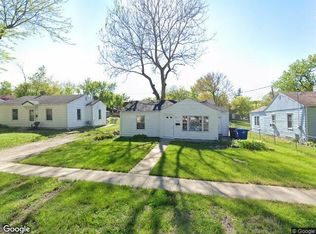 1914 10th St, Des Moines, IA 50314