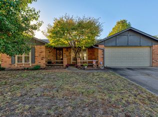 314 Ridgecrest Ct, Bartlesville, OK 74006