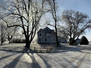 9985 N Baker Rd, Lena, IL 61048