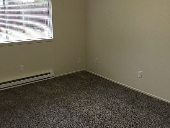 4th image of 2135 SE 122nd Ave APT 10