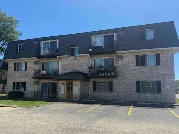 1321 N Baldwin Ct Unit 1D, Palatine, IL 60074