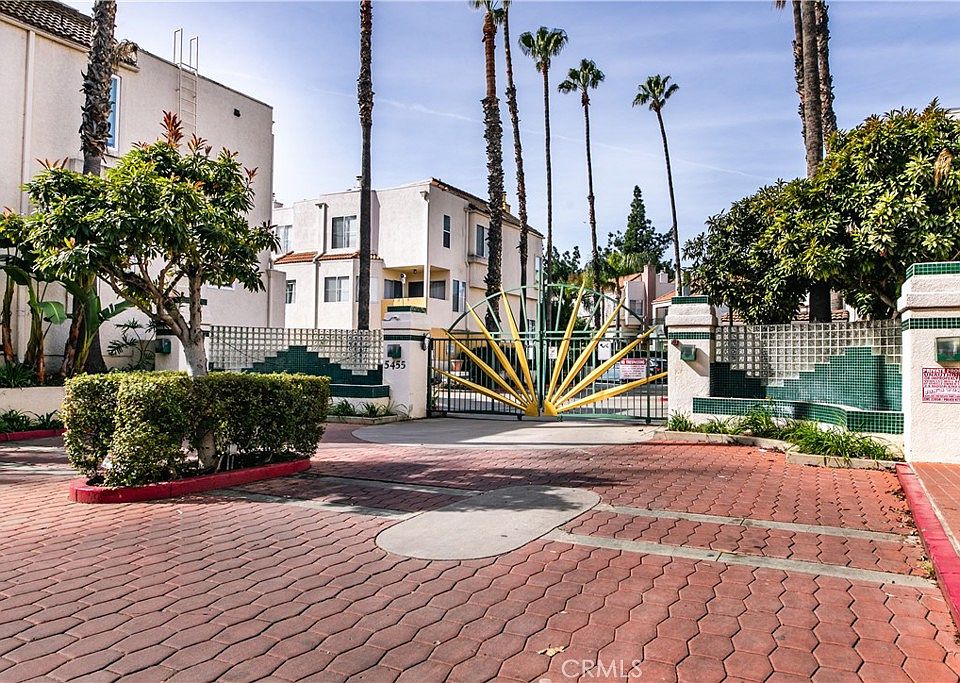 1st image of 5455 Sylmar Ave APT 103