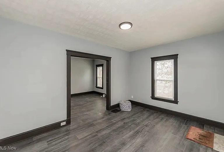 1431 Rowley Ave #1 — Photo 14