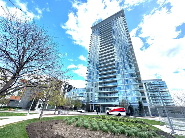 62 Forest Manor Rd, Toronto, ON