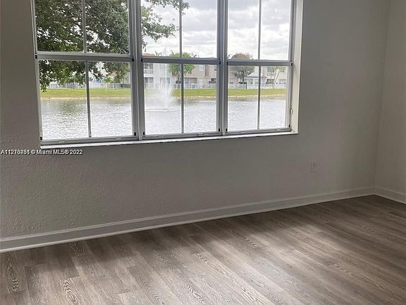 4th image of 8465 NW 110th Ave #8465