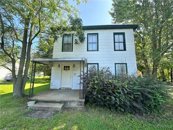 3963 Oakleys Ln, Richmond, VA 23223