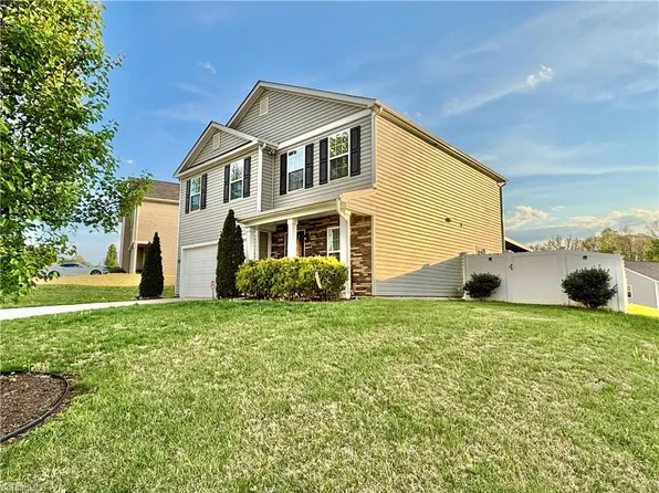 2370 Whisperwood St, Rural Hall, NC 27045