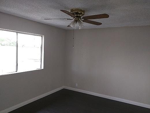 5th image of 4122 Floral Dr #4122