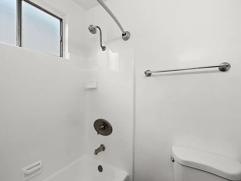 1275 Federal Ave — Photo 16