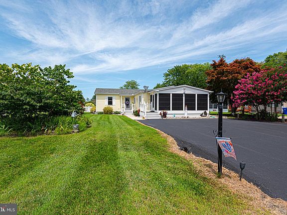5th image of 37189 Pinewood Rd