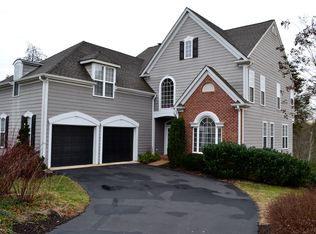 1443 Cedarwood Ct, Charlottesville, VA 22903