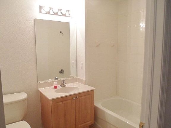5th image of 9230 Belleza Way APT 105