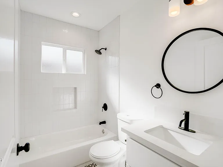 1330 Fraser Ave — Photo 11