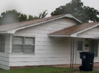 557 6th St, Healdton, OK 73438