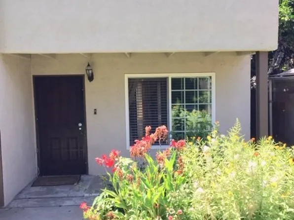 521 S Lyon St Unit 104, Santa Ana, CA 92701