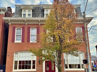 200 E Market St APT 2W, York, PA 17403