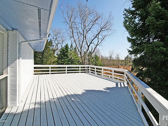 5th image of 5294 Pine Lane Path