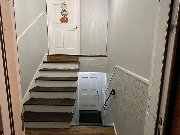 208 Argus Dr #LOWER — Photo 2