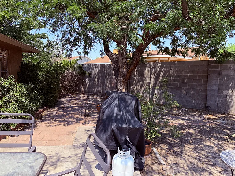 5516 Cochiti Ct NW — Photo 22