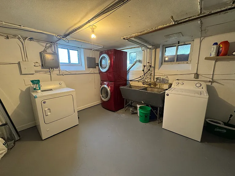 Private Washer/Dryer in Basement.