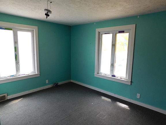 4th image of 755 W Lacey St