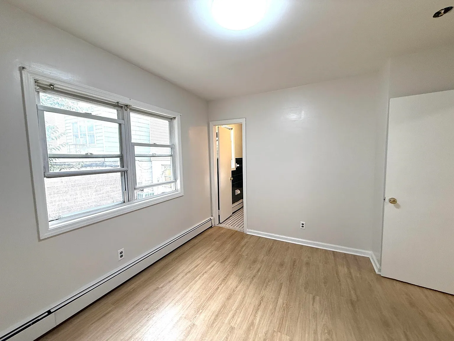 1 bed, 1.0 bath, $2,000 — Photo 4