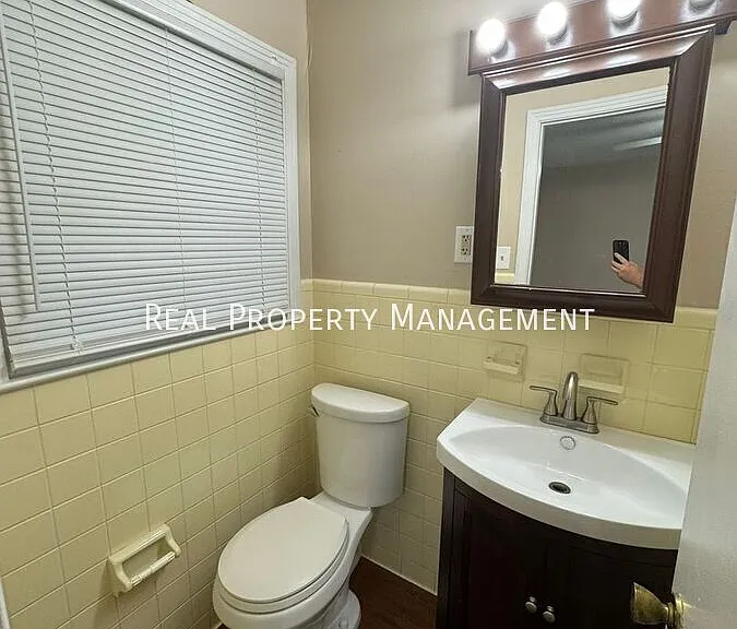 4440 Nicholl Dr — Photo 16