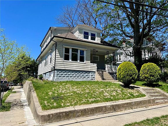 2nd image of 584 River Ave