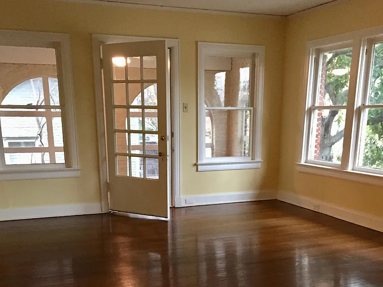 3917 Hawthorne Ave — Photo 4