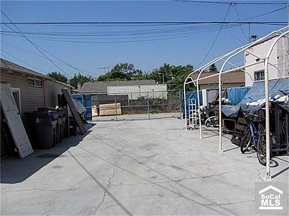 5th image of 2377 Linden Ave