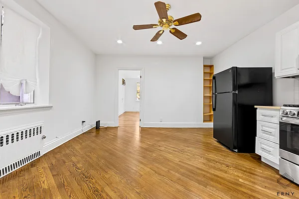 Rented by ERNY LLC | media 18