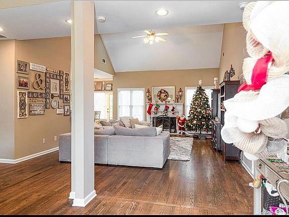 2nd image of 2481 River Run Dr