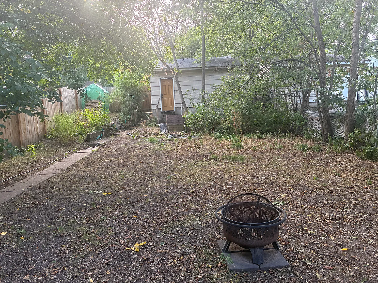 1 bed, 950 sqft, $1,150 — Photo 3