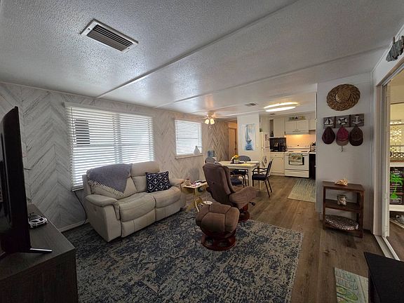 2nd image of 7438 Gimbal Ln