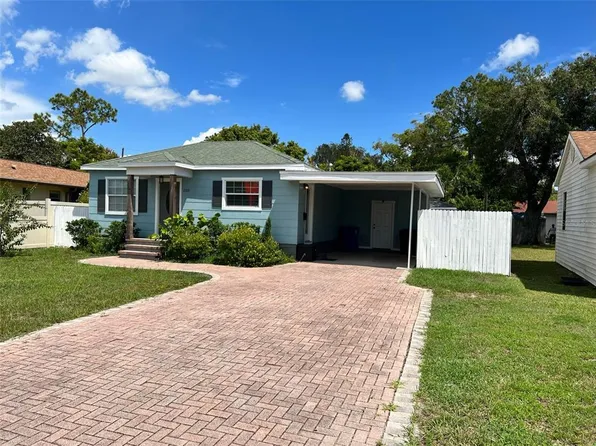 120 NE Jefferson Cir N, Saint Petersburg, FL 33702