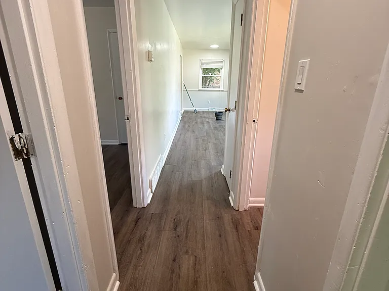 892 Honeysuckle Rd — Photo 5
