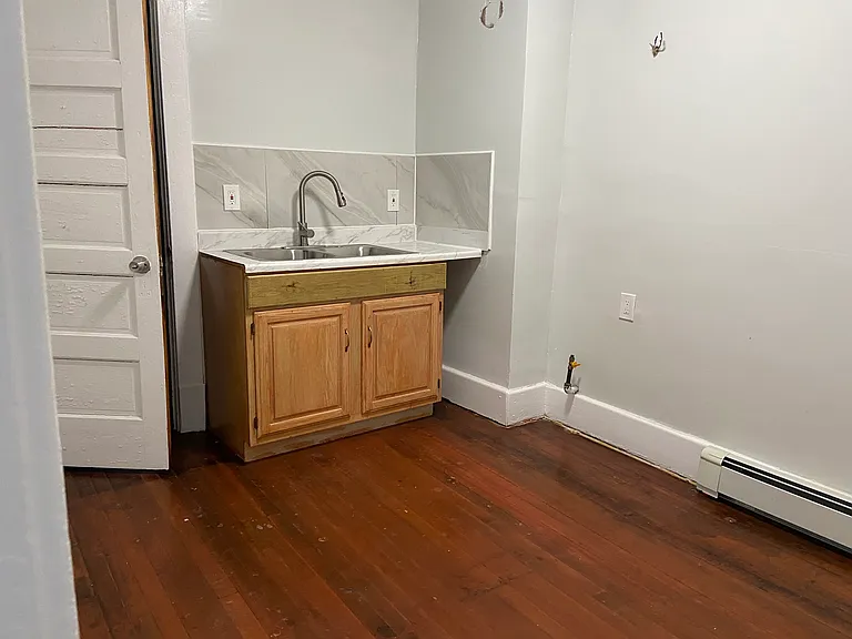 926 Niagara St #2B — Photo 8