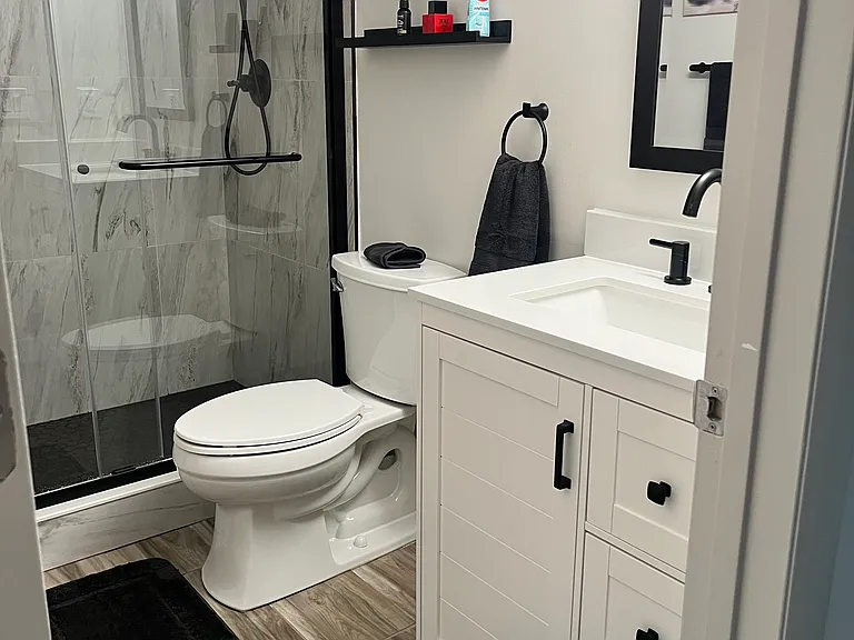 Guest Bathroom
