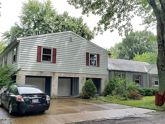2nd image of 35405 Dewey Dr