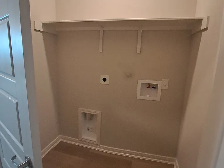7134 Magnolia Crk #201 — Photo 28