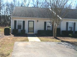 137 Pin Oak Dr, Greenwood, SC 29649