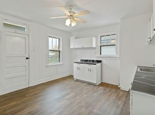 8762 Lowell St #B, Saint Louis, MO 63147