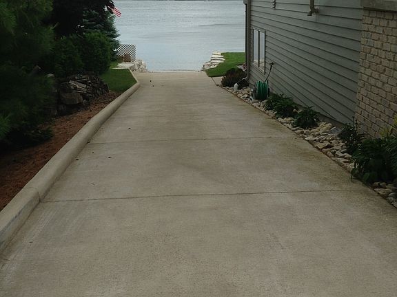 3rd image of 770 N Duluth Pl