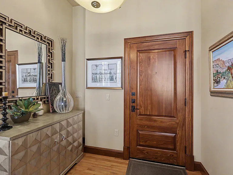 303 Central Ave NE #300 — Photo 8