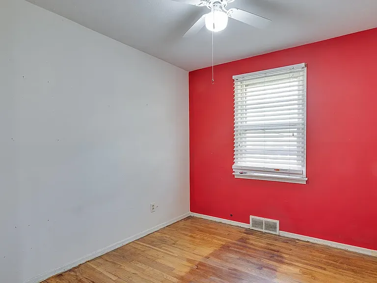 1770 Hood St — Photo 5