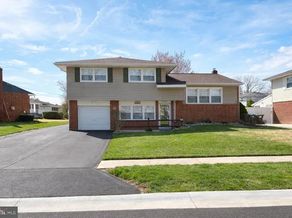 2105 Barr Rd, Wilmington, DE 19808