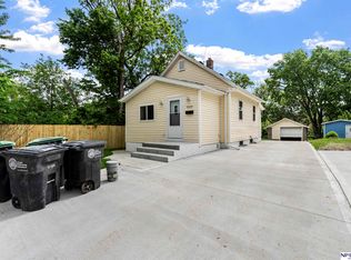 5435 S 18th St, Omaha, NE 68107